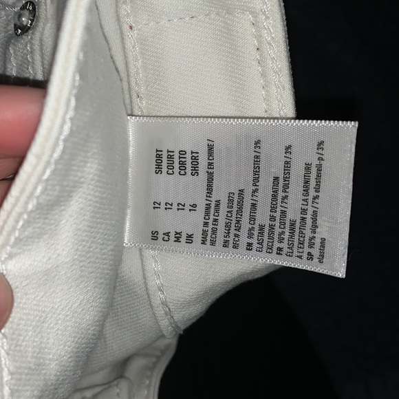 NWOT High Rise Crop Flare Jeans - Picture 4 of 6